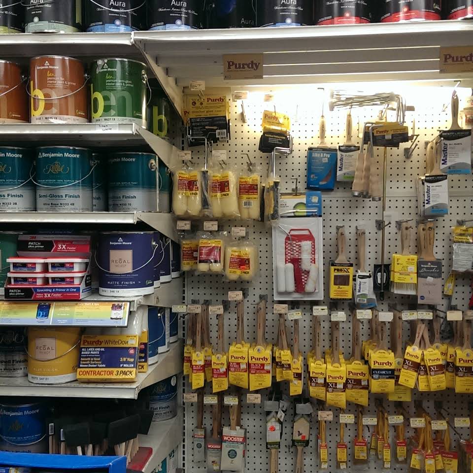 S&V General Supply Company, Right in Manhattan, 1st Ave, NY, USA