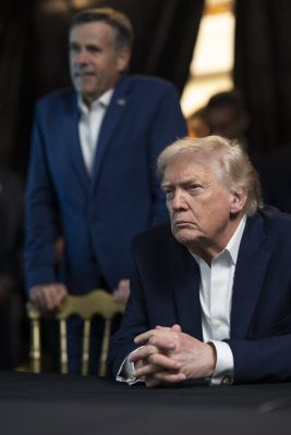 Trump Capturing Maduro